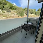 Melodia Lefkada Maisonette 3 Apartman Nikiána