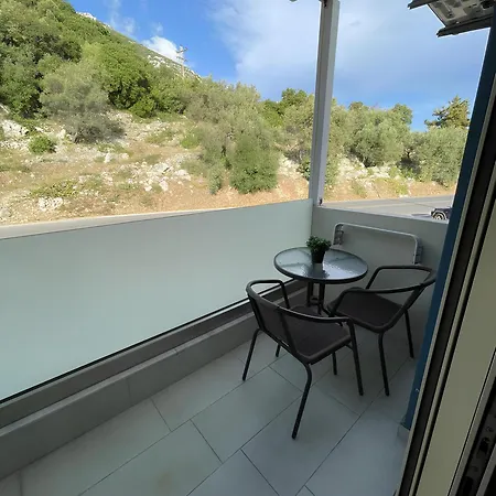 Melodia Lefkada Maisonette 3 דירה ניקיאנה
